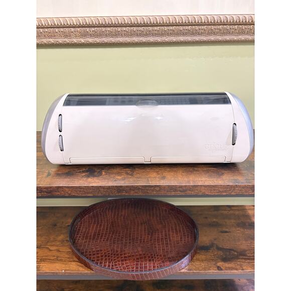 Cricut Expression Electronic Cutting Machine plus other extras listed in photos - Picture 7 of 12